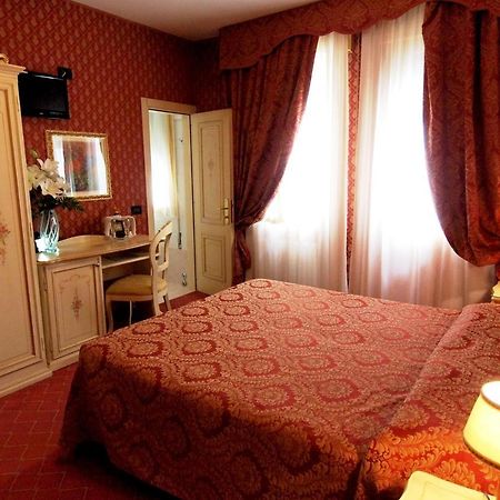Hotel Mignon Venice Ngoại thất bức ảnh