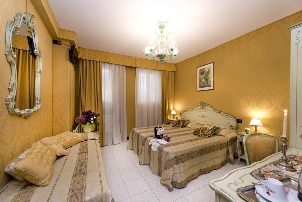 Hotel Mignon Venice Ngoại thất bức ảnh