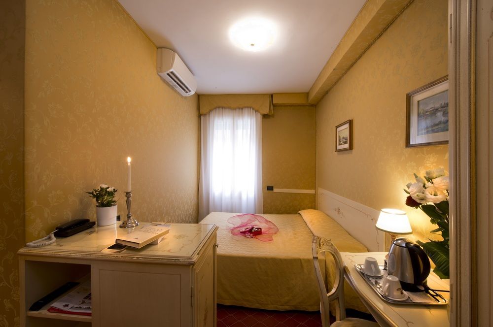 Hotel Mignon Venice Ngoại thất bức ảnh